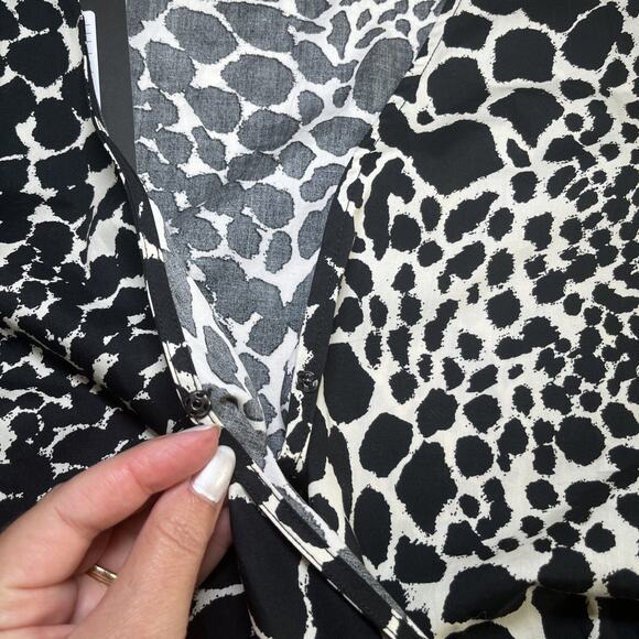 Who What Wear Top Womens Plus Sz 4X Swirling Leopard Peplum Wrap Tie Blouse NWT - Picture 10 of 15